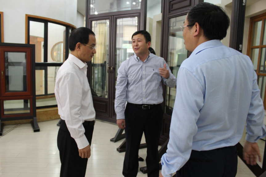 內江市委副書記、市長任曉春赴安徽新視野考察